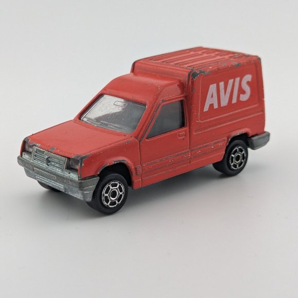 MAJORETTE 1:53 Avis Renault Express Box Van red diecast - Picture 5 of 7